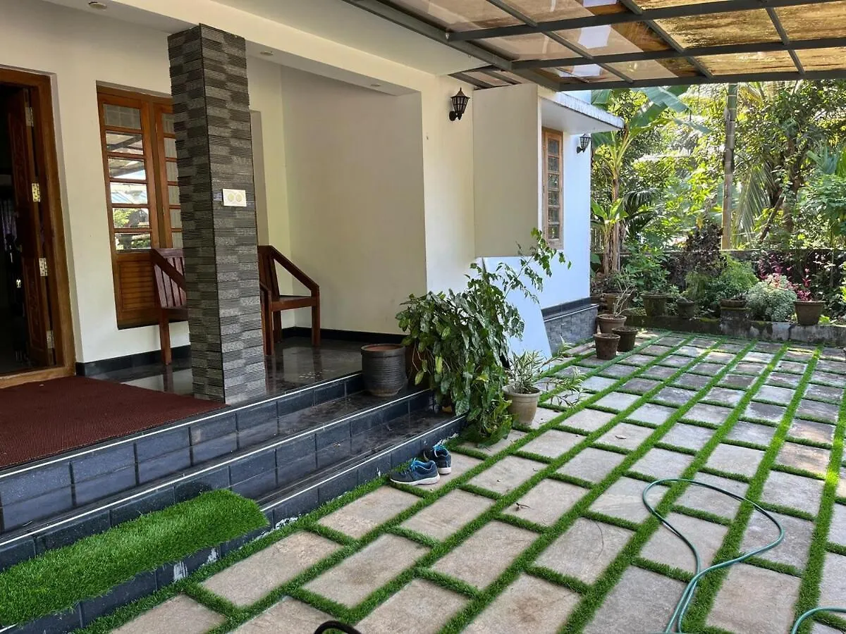 Safari Homestay, Malayattoor Kodanād